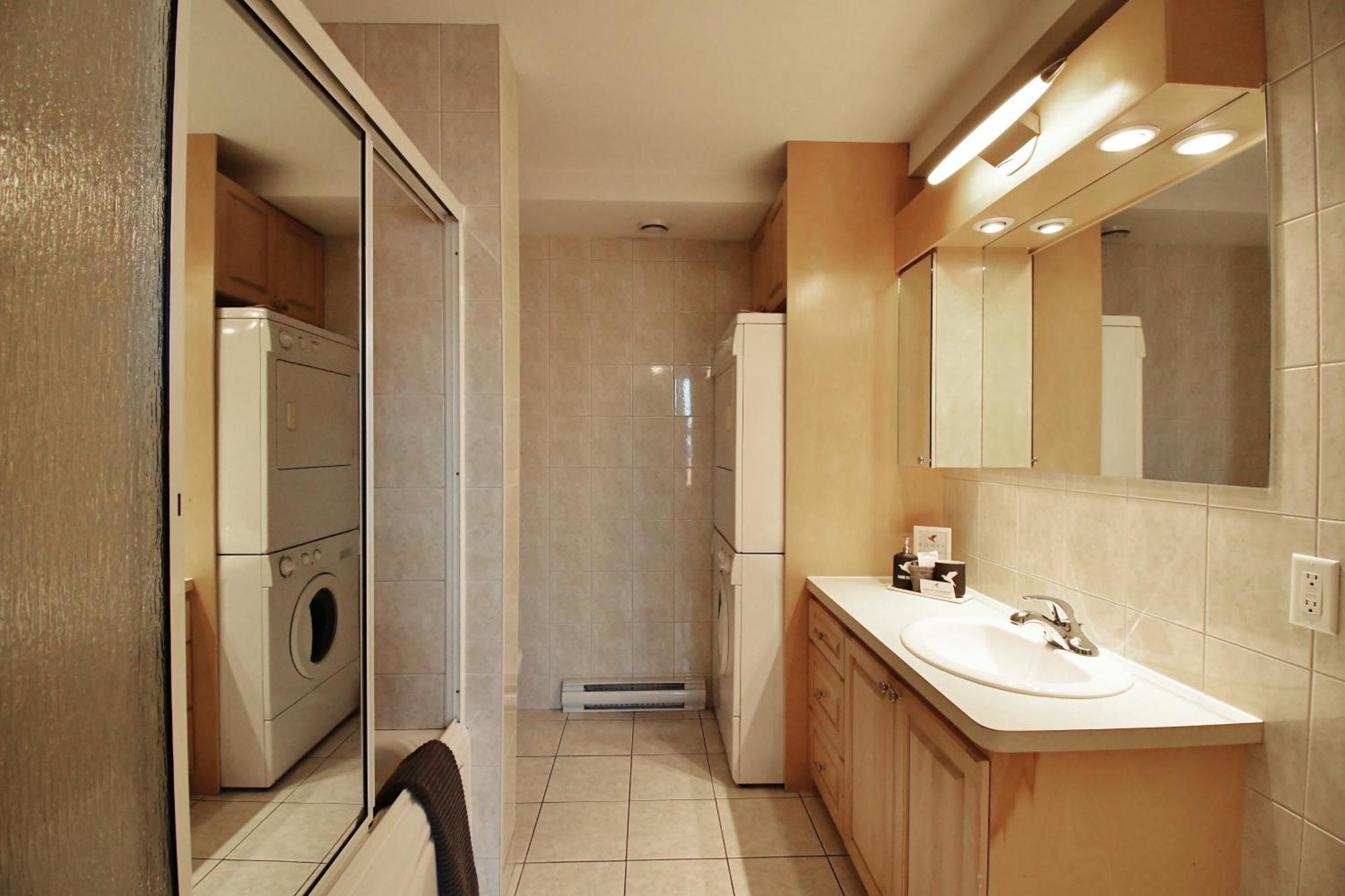 Lester Lofts By Bower Boutique Hotels Moncton Bagian luar foto